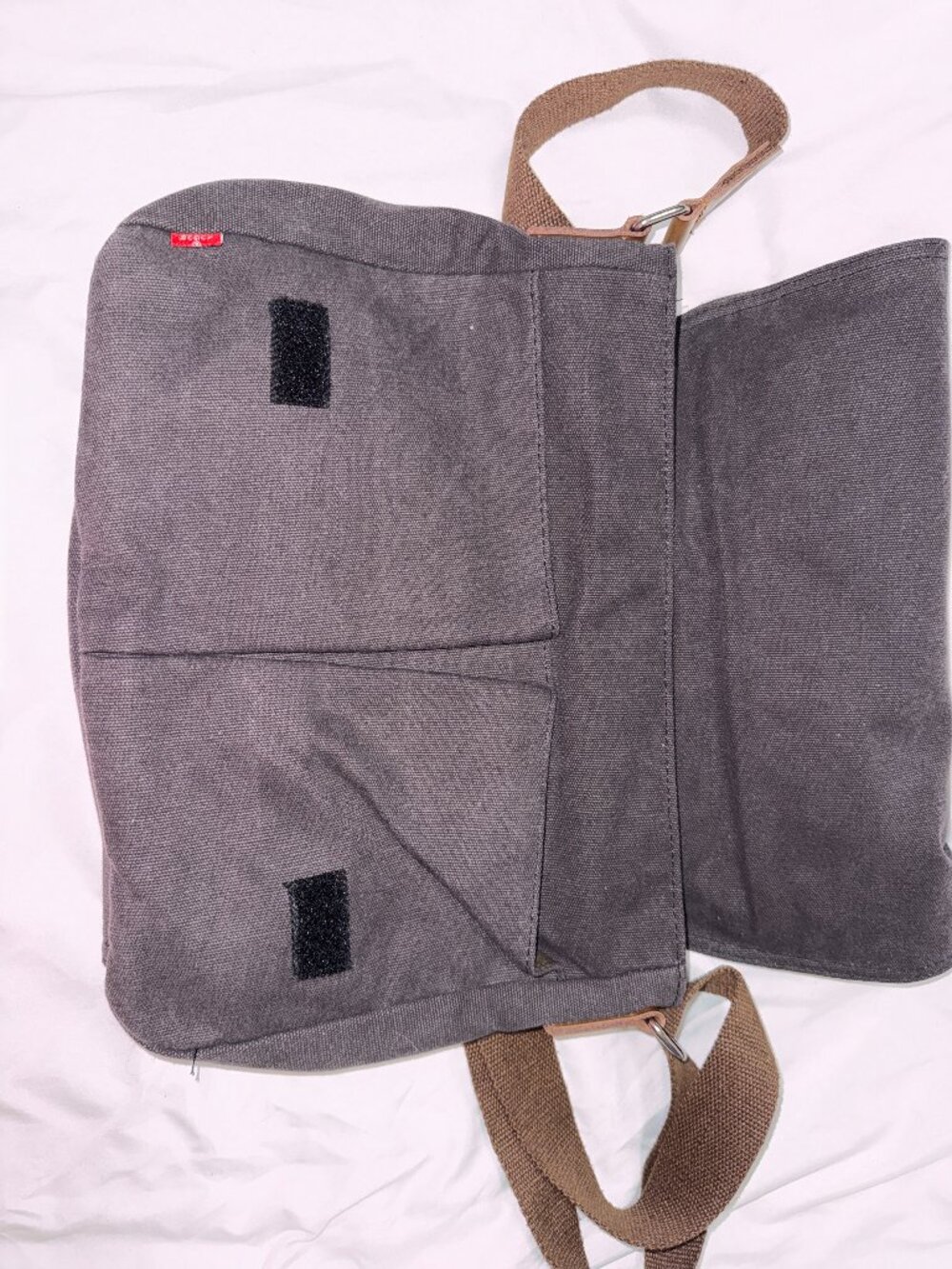 Augur Canvas Messenger Bag - Picture 7 of 7